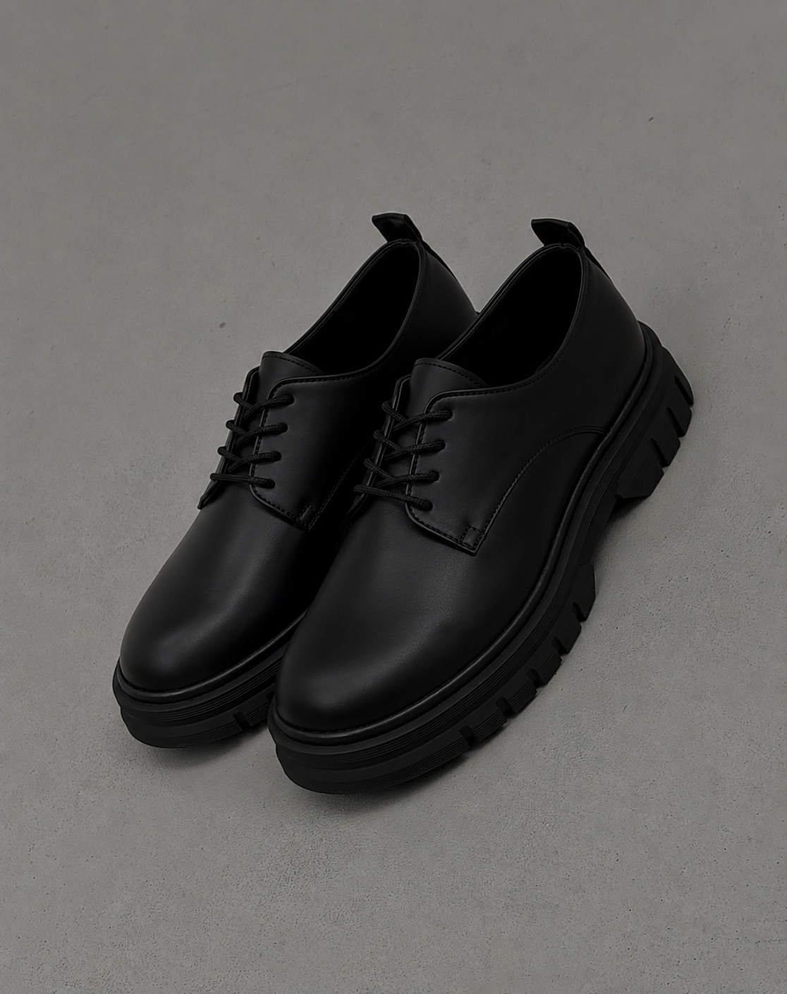 DERBY SHOES